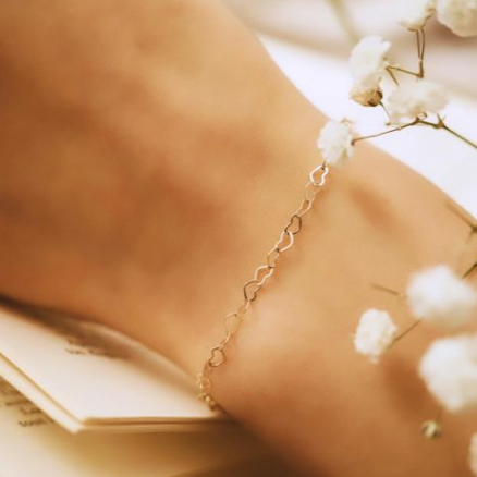 Dainty Heart Bracelet